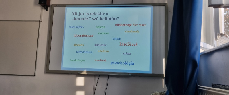 Egyetemi előadáson vettek részt érdeklődő tanulóink