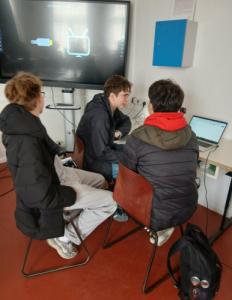 Iskolánk tanulói 4. helyezést értek el  a BUBAKI English Masters országos döntőjén